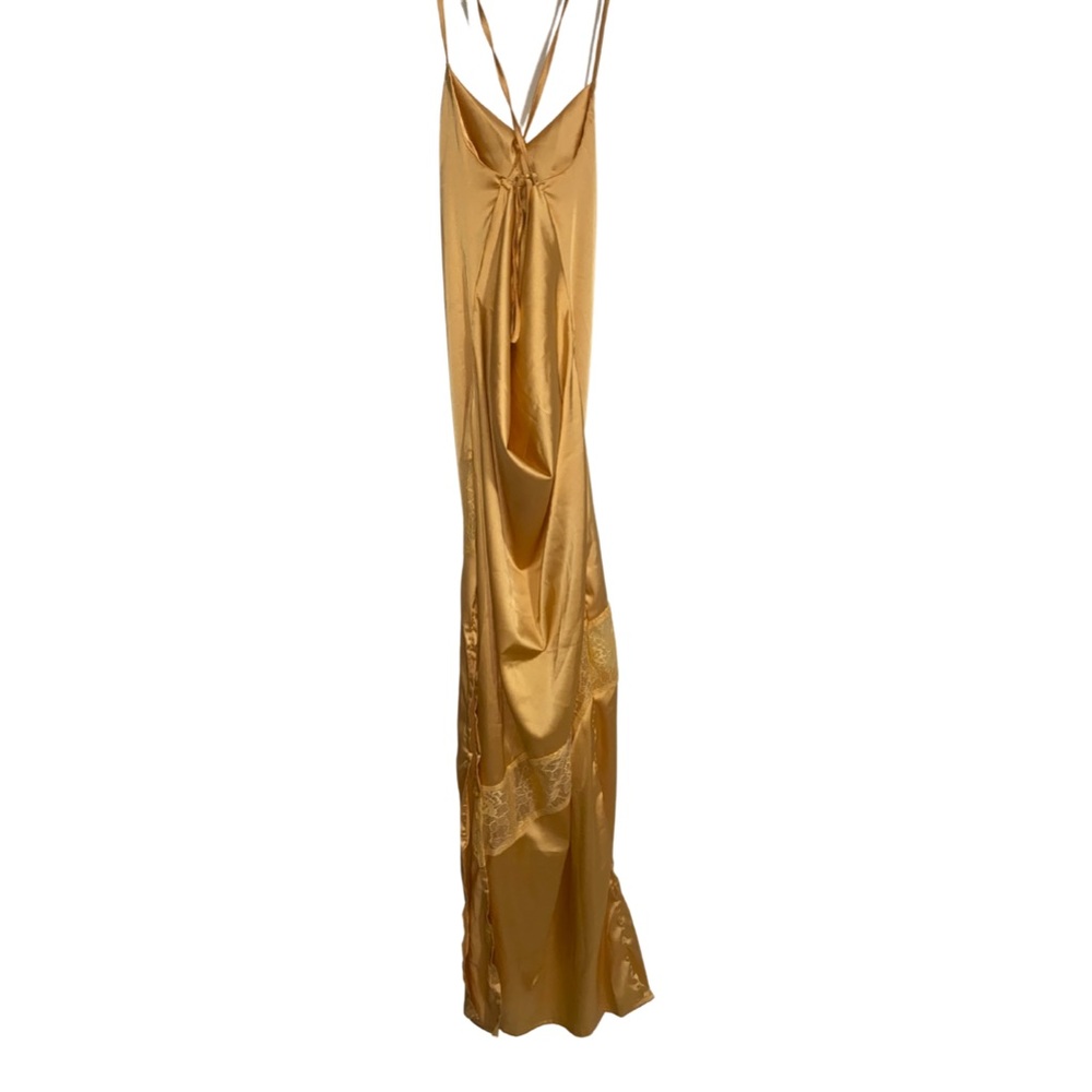 Sexy Gold Gown - Picture 1 of 1